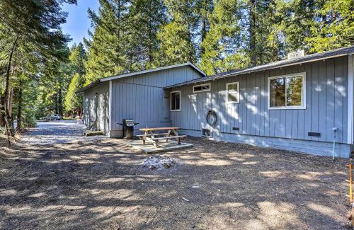 Shingletown House | Base Camp Lassen Home 13 Mi to Volcanic Natl Park