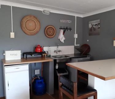 Bela-Bela Cabin | Bateleur Nature Reserve