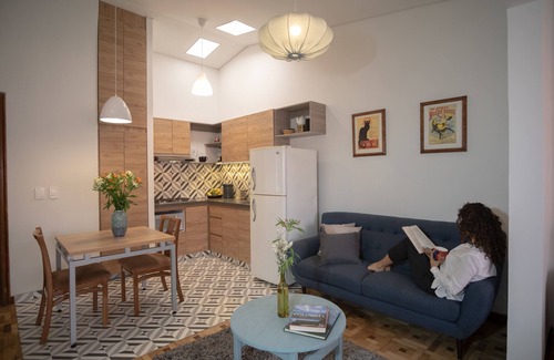 Calle 26 Apartment | Bathtub studio in central Bogota with WiFi