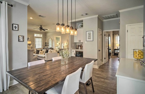 Highlands - Perkins House | Baton Rouge Game Day House w/Chic Yard Space