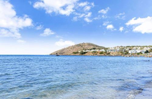 Encounter Bay House | Battye Cottage Beautiful Sea Views All Year Round