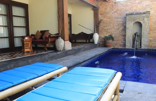 Sanur Villa | Bawa's One Bedrooms Villa Beach Front Sanur