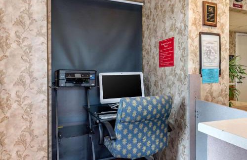 Seaside Hotel | Bay Breeze Inn