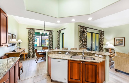 Royal Harbor Cottage | Bay Dreamer Cottage at Naples Bay Resort