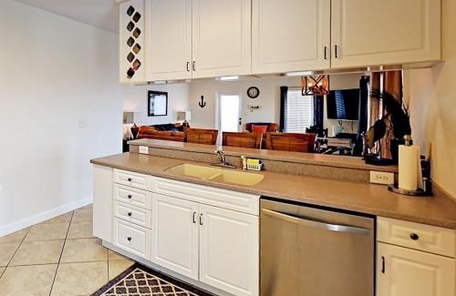 Fort Morgan Pines House | Bay Dreamin - Gulf Shores,Al