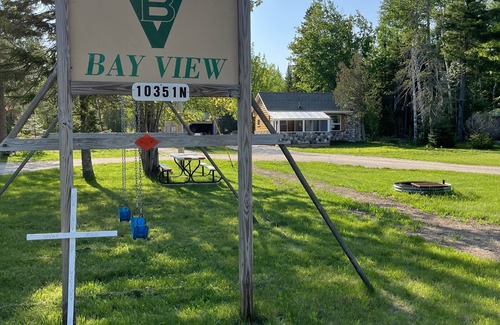 Paradise Cabin | Bay View closed 11/01 to 04/01