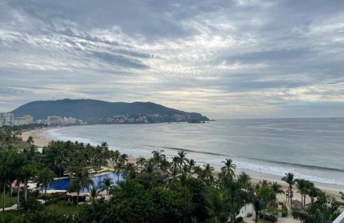 Ixtapa Apartment | Bay View Grand Marina Ixtapa condo en pie de playa