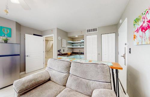 Crescent Beach Hotel | Bay Watch 1901