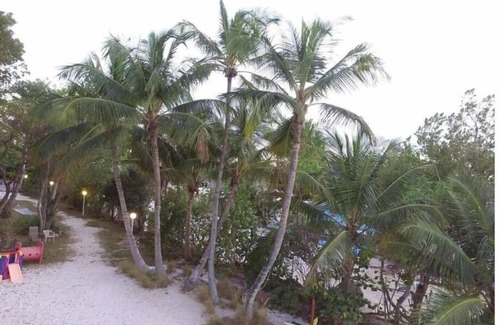Key Largo Cottage | Bayfront Cottage Located on the Bay in Sunset Cove with Sandy Beach