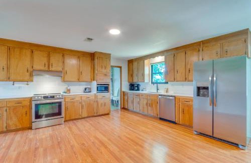 Ono Island House | Bayfront Gem Patio and Fire Pit in Pensacola