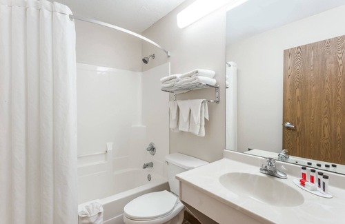 Anderson Hotel | Baymont by Wyndham Anderson