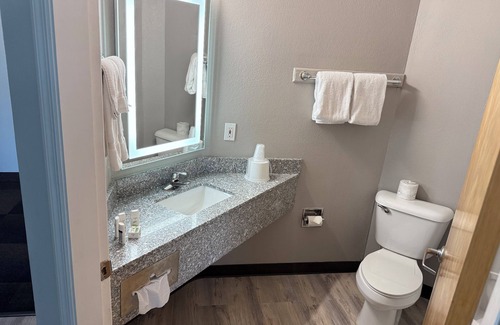 Athens Hotel | Baymont by Wyndham Athens, TN