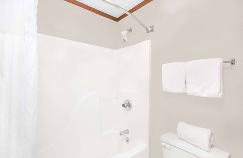 Boone Hotel | Baymont by Wyndham Boone