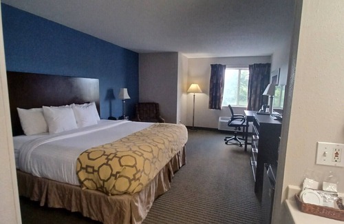 Freeport Hotel | Baymont by Wyndham Freeport