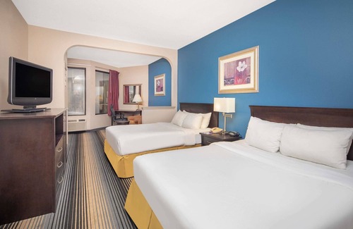 Laurel Hotel | Baymont by Wyndham Laurel