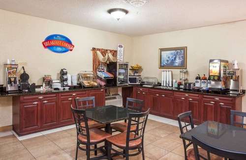 Morton Hotel | Baymont by Wyndham Morton