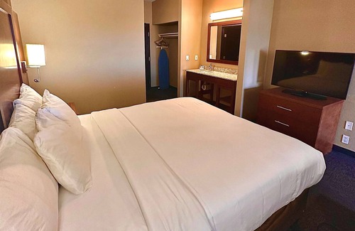 North Mountain Hotel | Baymont by Wyndham Phoenix North