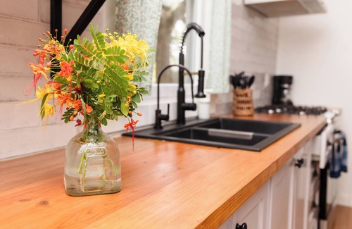 Antoneys Cay House | Bayside Breeze-New Pool, West End