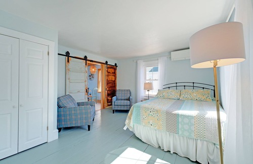 Belfast House | Bayview Beauty - Beautiful antique oceanfront home big enough for everyone.