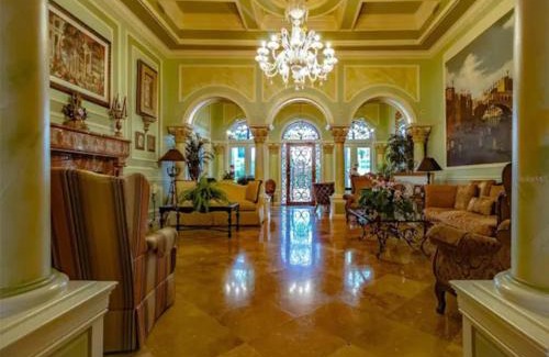 Clearwater Apartment | Bayview