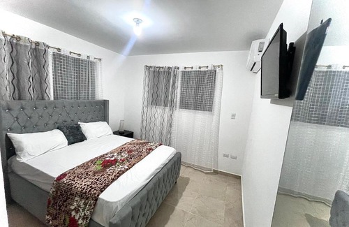 La Vega Province Apartment | ,BDLuxury 2,Apartamento Familiar con Billar sala de JuEGos Wifii y parqueo privado