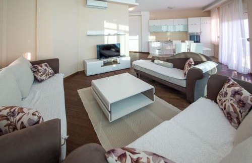 Becici Apartment | Bečiči -Big apartments