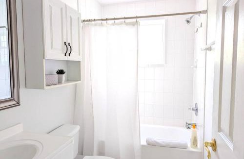 Neptune Beach Apartment | Be A Nomad - Lovely Neptune Beach 2bed, Monthly