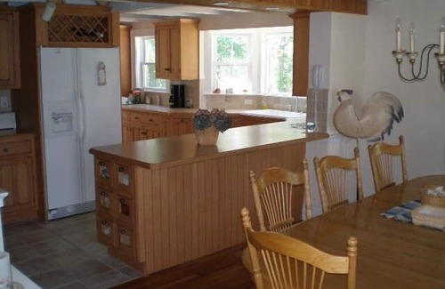 North Falmouth House | Be Charmed At Megansett Beach House in North Falmouth