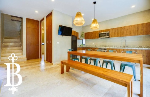 Zama Villa | Beach 1 mi away from Modern Spacious Villa