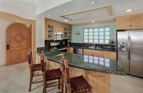 Los Cabos Condo | Beach Access + Amazing Views: Luxury on Medano Beach at Villa La Estancia 3508