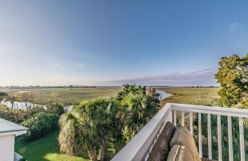 Oceanmarsh Subdivision House | Beach Access - Golf Cart Included - Views of the Marsh and Harbor River - Sleeps 10