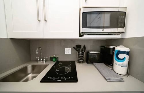 North Beach Apartment | Beach Bae, Bright Studio, Steps to the Ocean