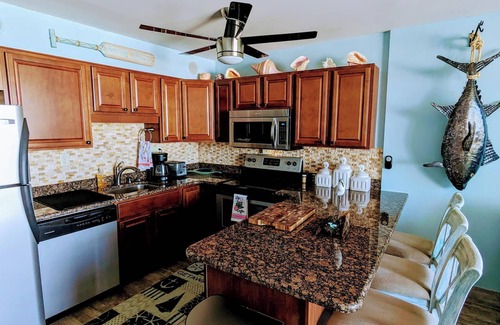 Garden City Condo | Beach Dreams n2nd floor BEST VIEW Watch the waves roll in from the living room.