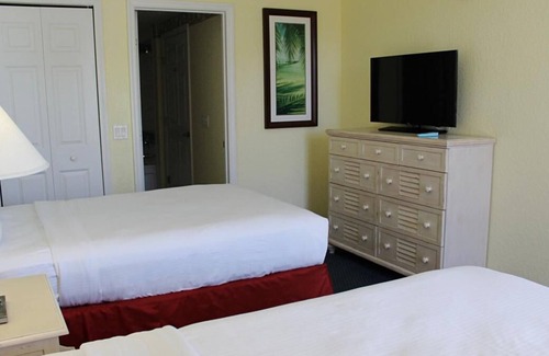 Bostroms Resort | Beach Escape! Surfing, Kitchen, Beach, Pool, Parking, Shop at Volusia Mall