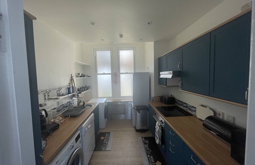 New Romney Apartment | Beach Front 2 Bedroom Apartment with Uninterrupted Sea Views