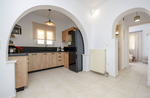 Mikri Vigla Apartment | BEACH FRONT ACCOMMODATION IN MIKRI VIGLA BEACH