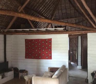 Analanjirofo House | Beach front cottage - Chez Mikkel