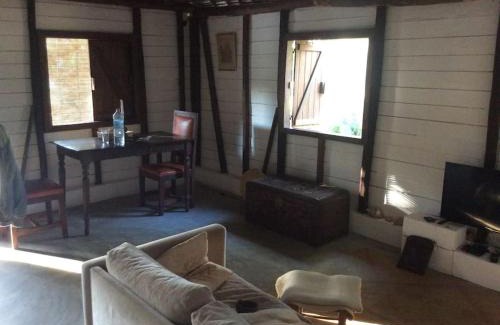 Analanjirofo House | Beach front cottage - Chez Mikkel