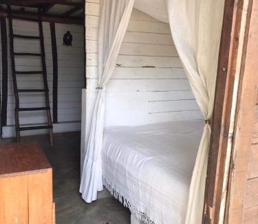 Analanjirofo House | Beach front Cottage