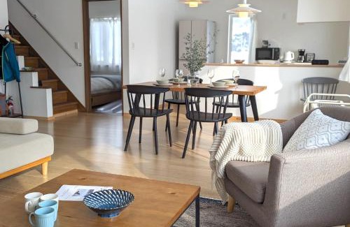 Yoichi House | Beach Front Fugoppe - spacious & sunny
