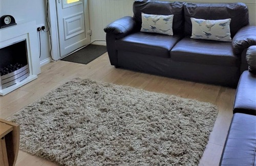 Scratby Ski Chalet | Beach Haven on quiet site walk to beach, nr Gt Yarmouth & Broads