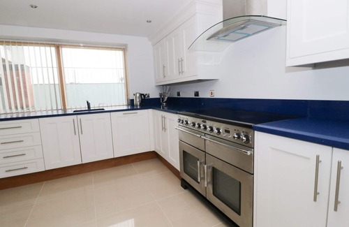 Benllech Apartment | BEACH HOUSE APARTMENT, luxury holiday cottage, with pool in Benllech