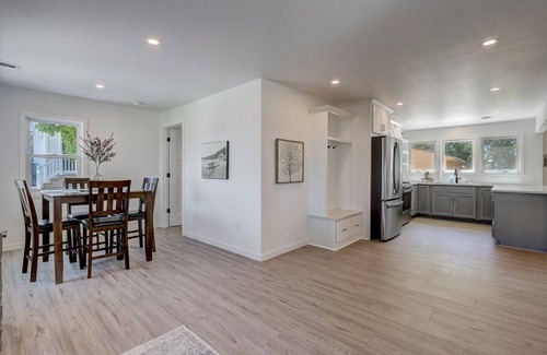 Lake Mills House | Beach House