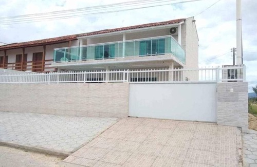 Palhoca House | Beach house with pool