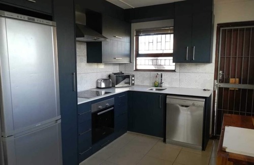 Wilderness Beach Cottage | Beach pebbles self catering cottage