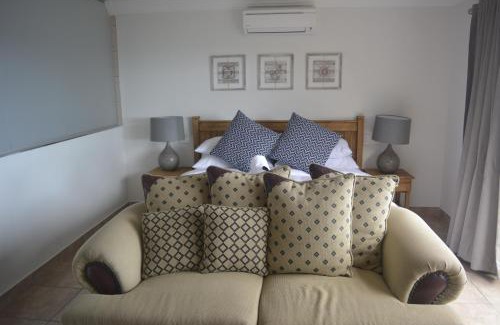 Amanzimtoti House | Beach Retreat Guesthouse