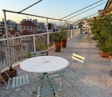 Palaio Faliro Apartment | Beach rooftop Athens Riviera