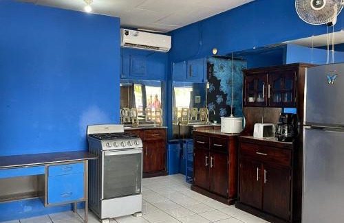 Pacuare Reserve Apartment | Beach Studio for 6 - AC - WiFi - Parking