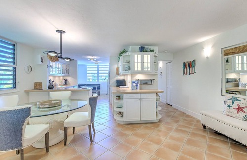 Longboat Key Condo | Beach to Bay