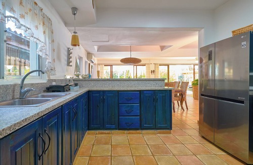 Portillo Villa | Beach Villa in El Portillo Sleeps 12